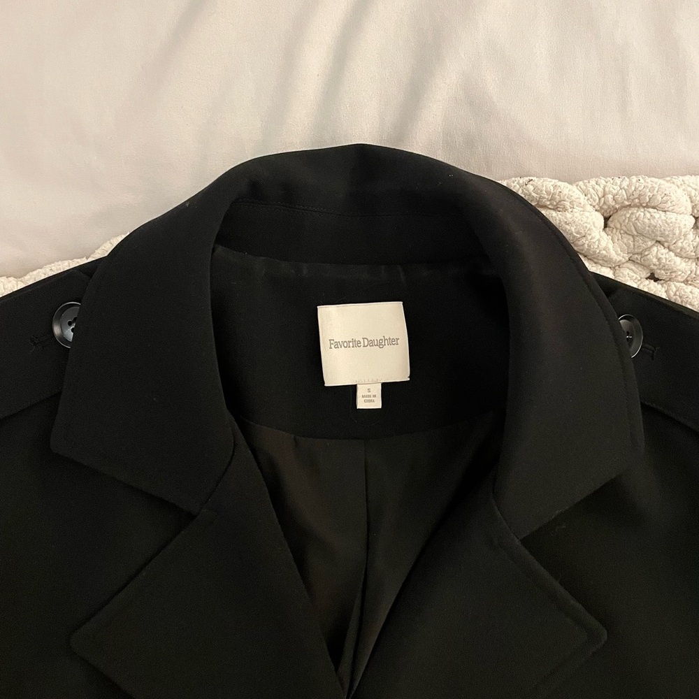 Favorite Daughter The Cropped Charles Trench - Picture 6 of 6